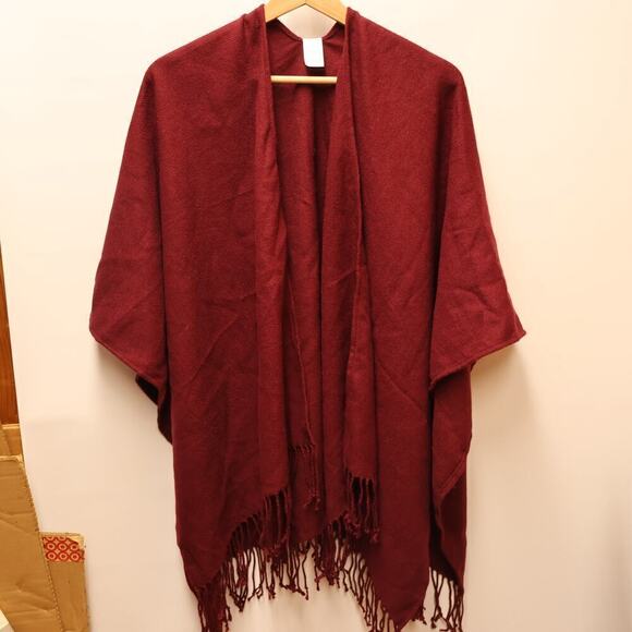 100 % Acrylic Cape Fringe Bottom Open Front Cranberry One Size - Picture 1 of 16